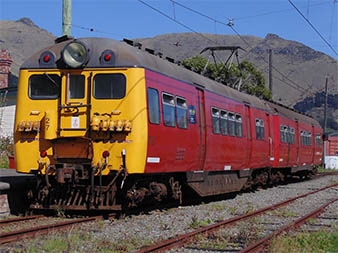 DM 27 in Midland Red livery